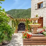 Arapaki Secret Garden, Ground Floor Deluxe Suite, Private Pool, Sauna, Sea View