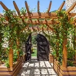 Arapaki Secret Garden, Ground Floor Deluxe Suite, Private Pool, Sauna, Sea View Vournikas
