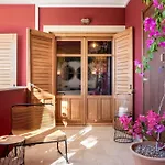 Arapaki Secret Garden, Ground Floor Deluxe Suite, Private Pool, Sauna, Sea View 4*