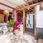 Arapaki Secret Garden, Ground Floor Deluxe Suite, Private Pool, Sauna, Sea View