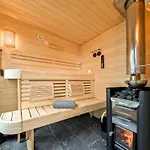Guest house Arapaki Secret Garden, Ground Floor Deluxe Suite, Private Pool, Sauna, Sea View 4*