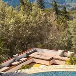 Arapaki Secret Garden, Ground Floor Deluxe Suite, Private Pool, Sauna, Sea View Vournikas