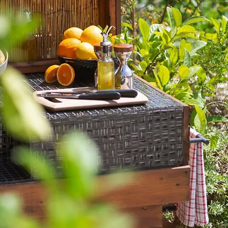 Arapaki Secret Garden, Ground Floor Deluxe Suite, Private Pool, Sauna, Sea View Konukevi