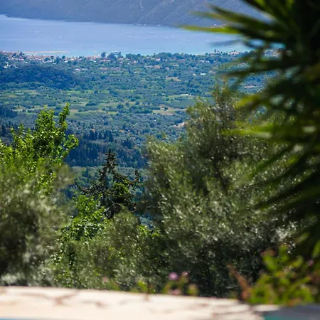 Arapaki Secret Garden, Ground Floor Deluxe Suite, Private Pool, Sauna, Sea View Vournikas