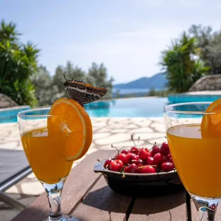 Arapaki Secret Garden, Ground Floor Deluxe Suite, Private Pool, Sauna, Sea View 4*