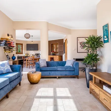 Pensión Arapaki Secret Garden, Ground Floor 2 4*