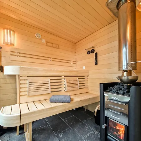 Penzion Arapaki Secret Garden, Ground Floor Deluxe Suite, Private Pool, Sauna, Sea View 4*