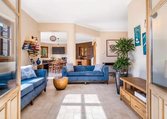 Guest house Arapaki Secret Garden, Ground Floor Deluxe Suite, Private Pool, Sauna, Sea View 4*