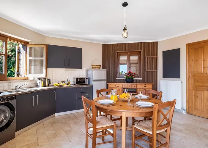 Arapaki Secret Garden, Ground Floor Deluxe Suite, Private Pool, Sauna, Sea View 4*