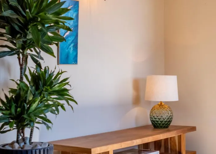 Arapaki Secret Garden, Ground Floor Deluxe Suite, Private Pool, Sauna, Sea View Guest house