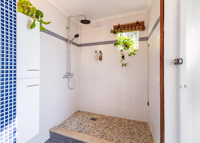 Arapaki Secret Garden, Ground Floor Deluxe Suite, Private Pool, Sauna, Sea View Vournikas